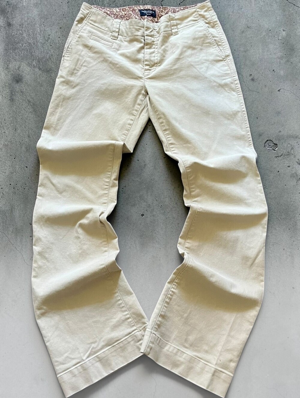 Y2K American Eagle Flared Trousers Low Rise Bootcut Womens size 4 Khakis Beige